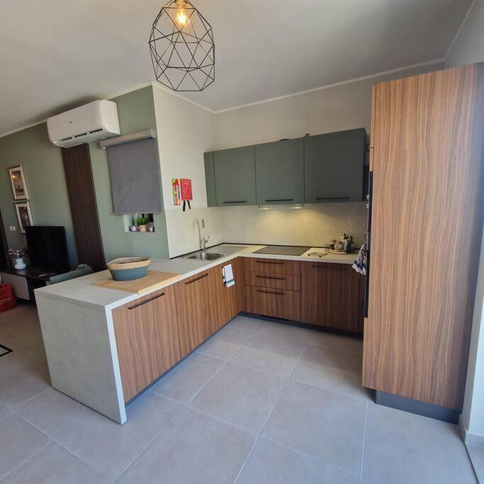 Centrally Located, Well Equipped, Stylish Flat. St. Paul's Bay Buitenkant foto