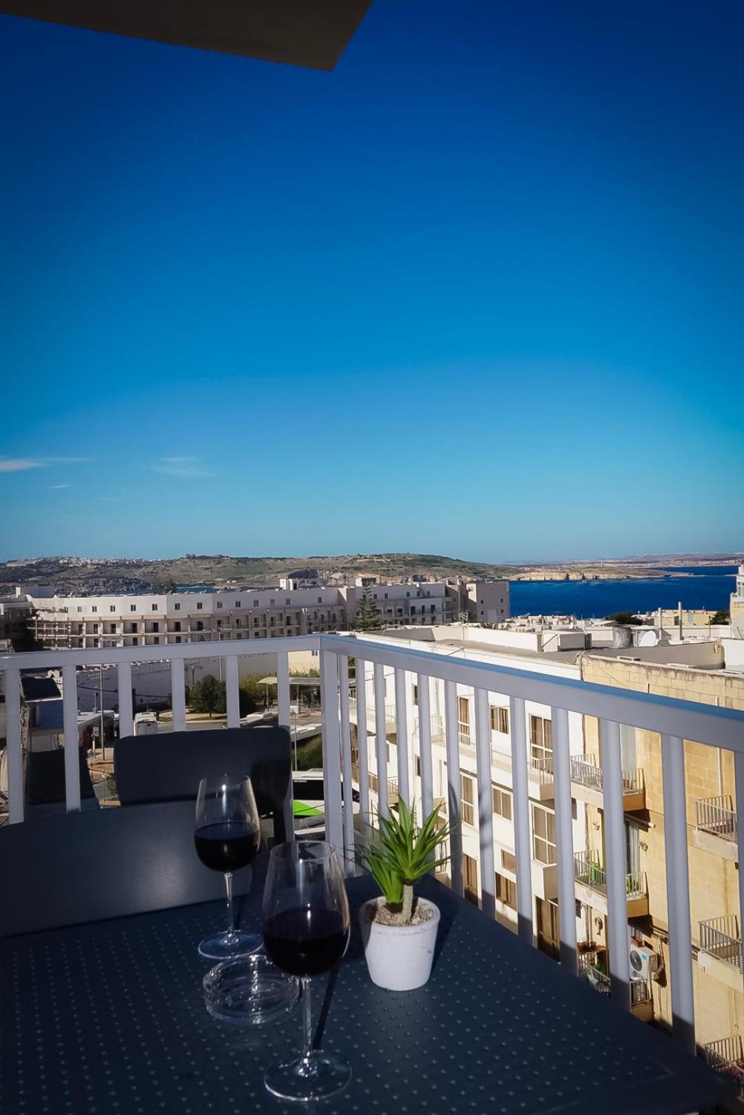 Centrally Located, Well Equipped, Stylish Flat. St. Paul's Bay Buitenkant foto
