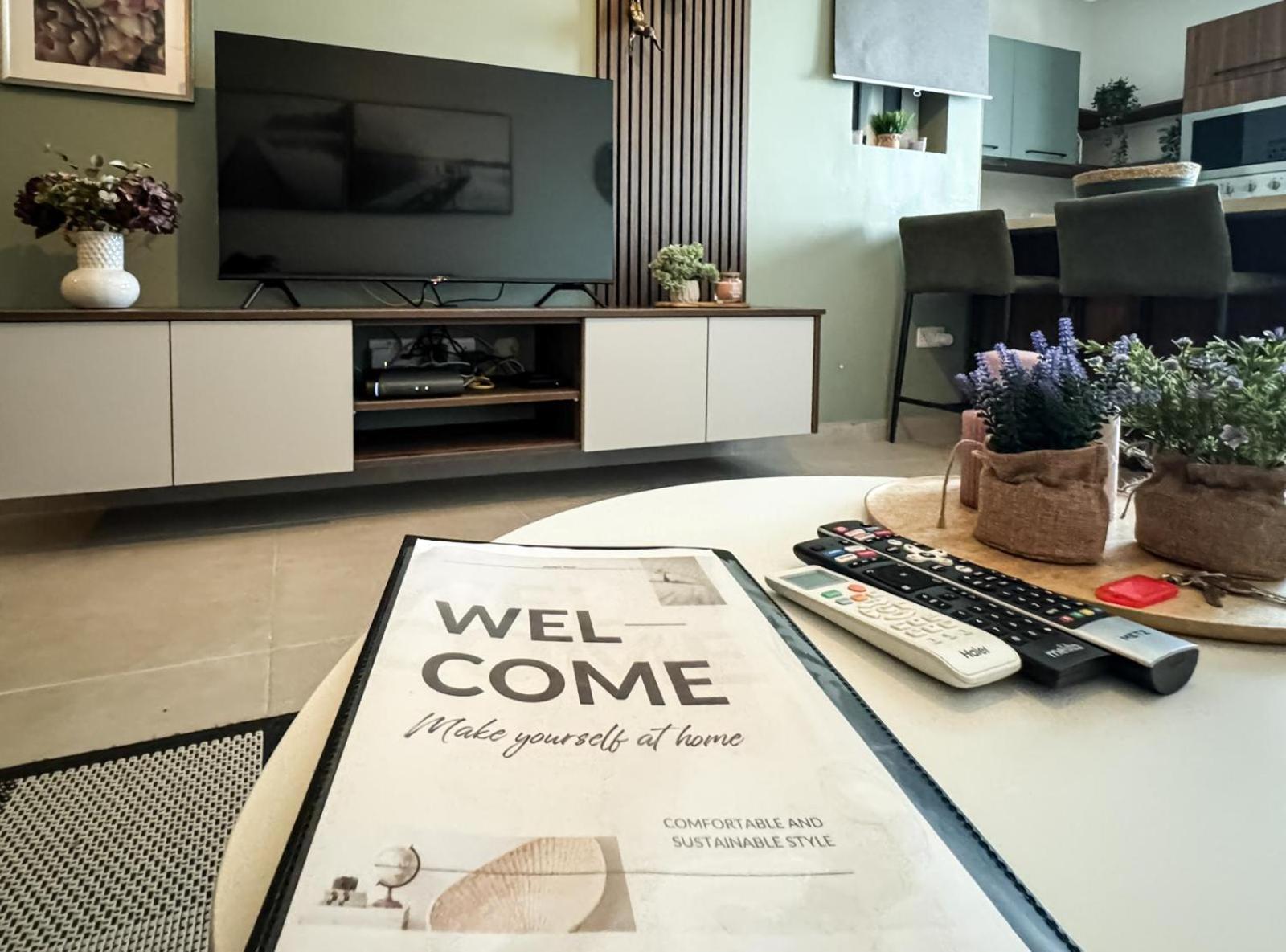 Centrally Located, Well Equipped, Stylish Flat. St. Paul's Bay Buitenkant foto