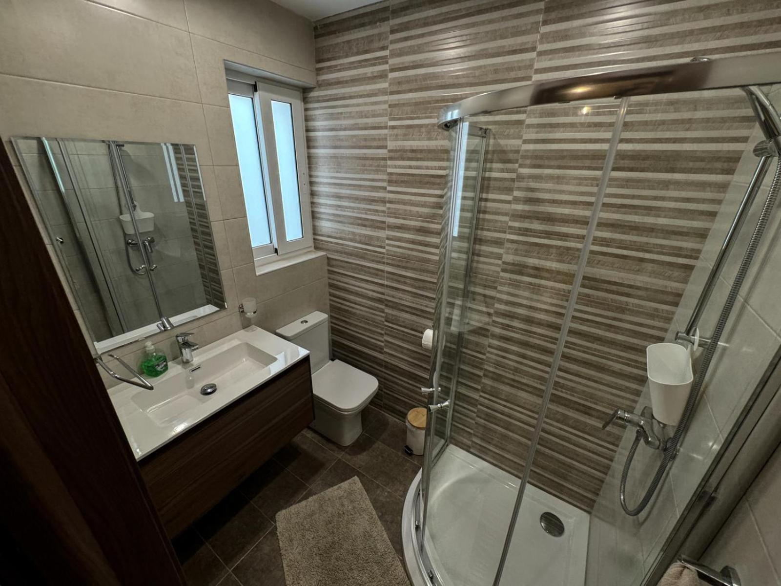 Centrally Located, Well Equipped, Stylish Flat. St. Paul's Bay Buitenkant foto