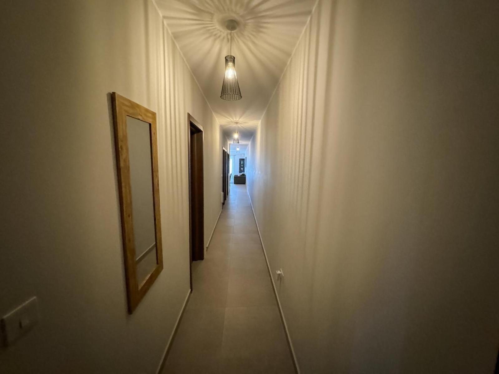 Centrally Located, Well Equipped, Stylish Flat. St. Paul's Bay Buitenkant foto