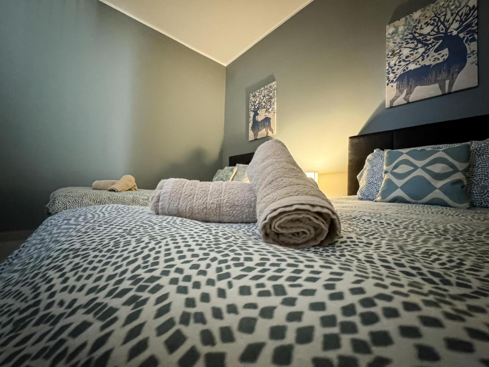 Centrally Located, Well Equipped, Stylish Flat. St. Paul's Bay Buitenkant foto